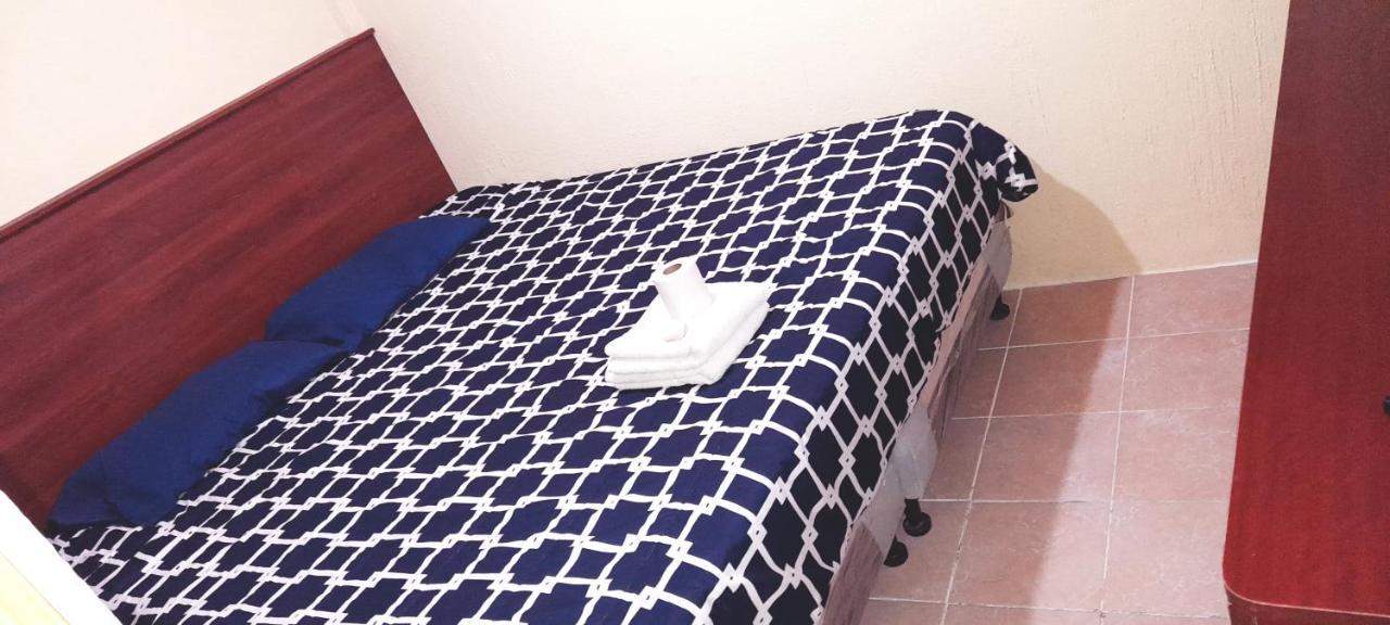 Hotel Ideal, Your House In קצאלטננגו מראה חיצוני תמונה